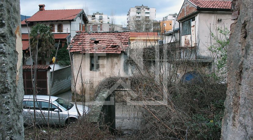 Zemljište Podhum prilaz