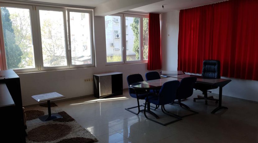 Poslovno Stambeni Prostor 90m2 Kralja Tvrtka Mostar Slika 3