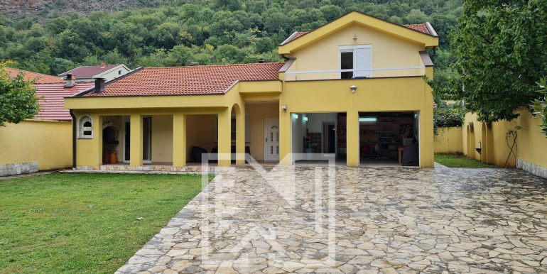 Kuća DUM Mostar vanjski izgled nekretnineinn slika 3