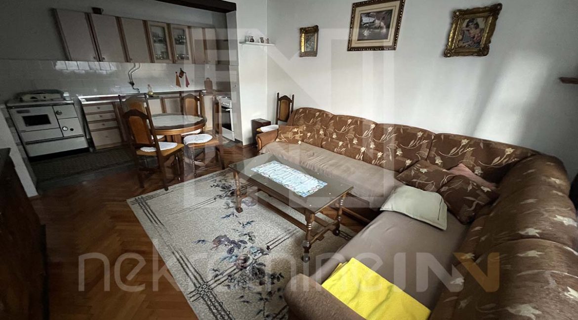 Ilićka Ulica Trosoban Stan Dnevna Soba 2 Mostar Nekretnineinn