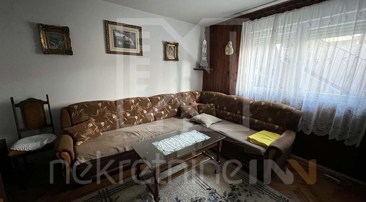 Ilićka Ulica Trosoban Stan Mostar Dnevni Boravak Nekretnineinn