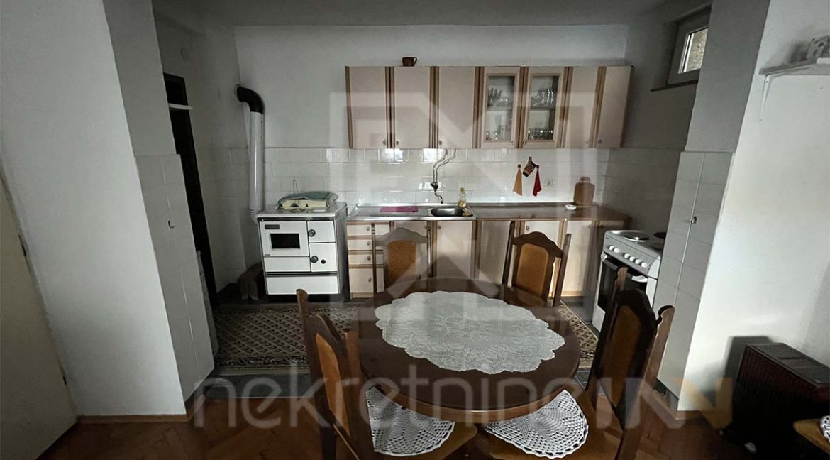 Ilićka Ulica Trosoban Stan Mostar Trpezarija I Kuhinja Nekretnineinn