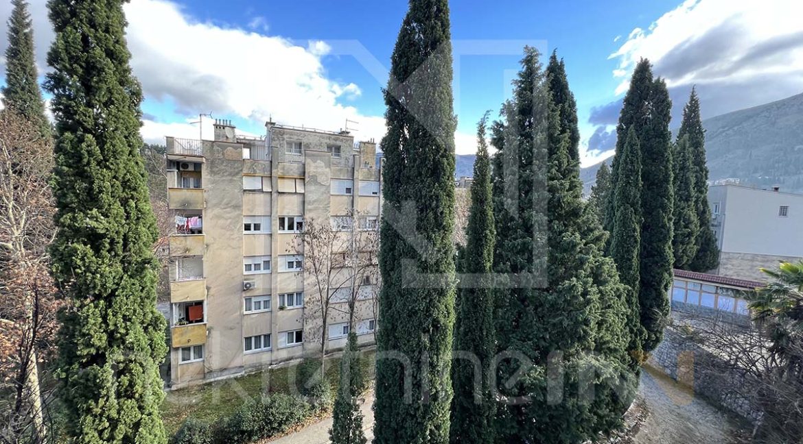 Ilićka Ulica Trosoban Stan Prilaz Mostar Nekretnineinn