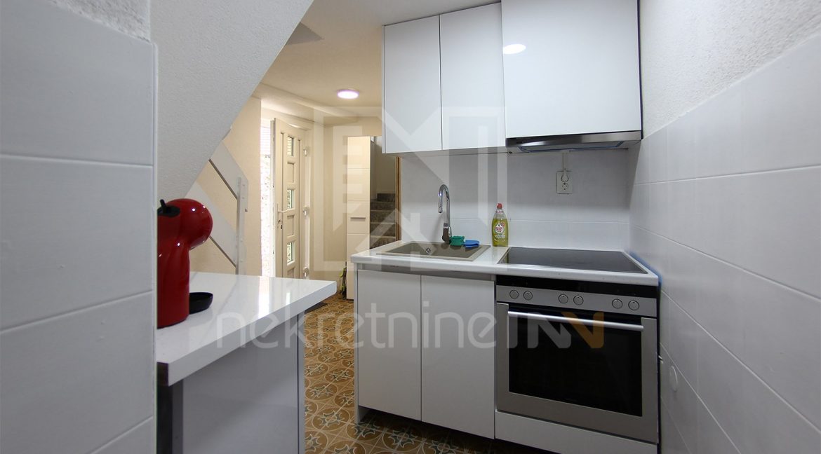 prodaja dvoetažna renovirana kuća u mostaru
