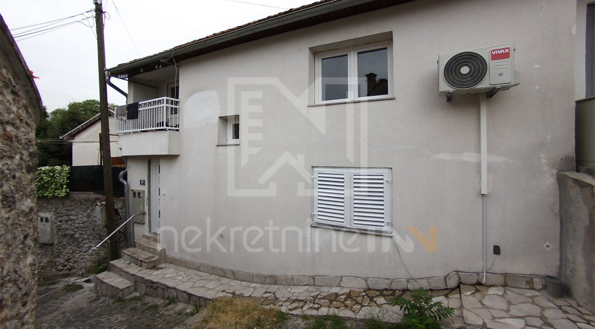 prodaja dvoetažna renovirana kuća u mostaru