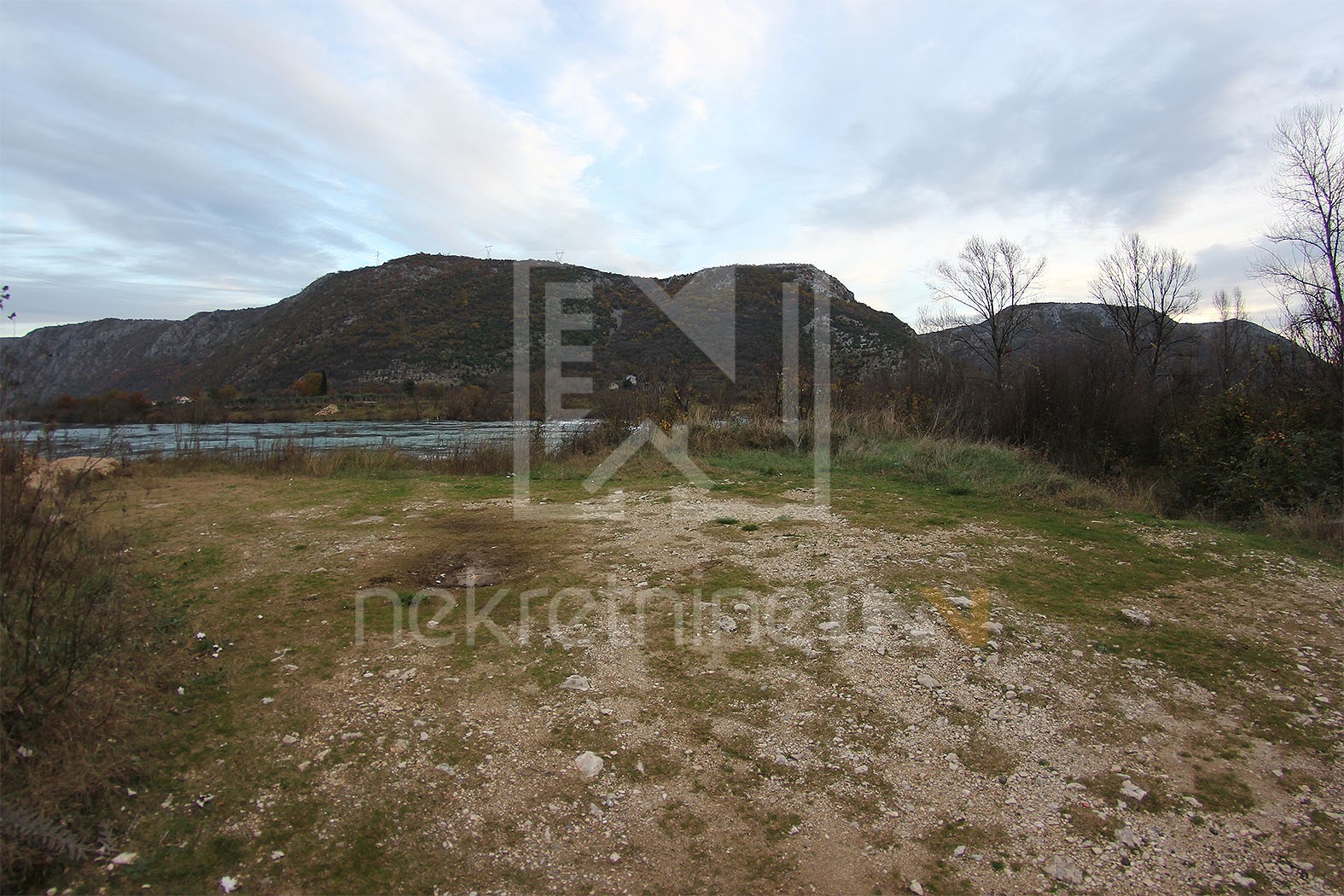 Zemljište uz Neretvu u Žitu kraj Mostara