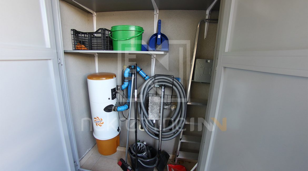 daje se u najam trosoban namješten stan u centru mostara prodajni centar rondo