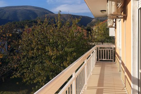prodaja kuće sa zemljištem cim barakovac mostar