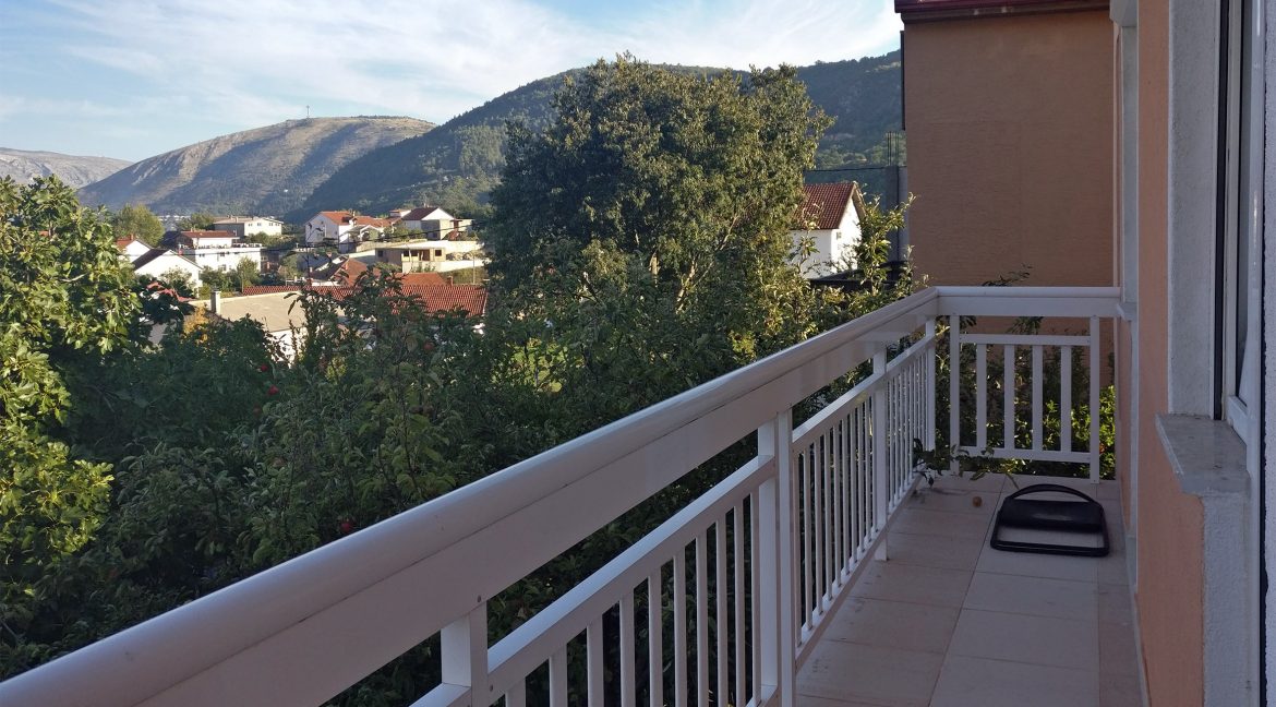 prodaja kuće sa zemljištem cim barakovac mostar