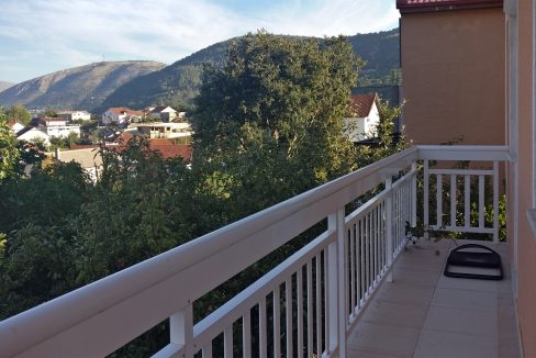 prodaja kuće sa zemljištem cim barakovac mostar