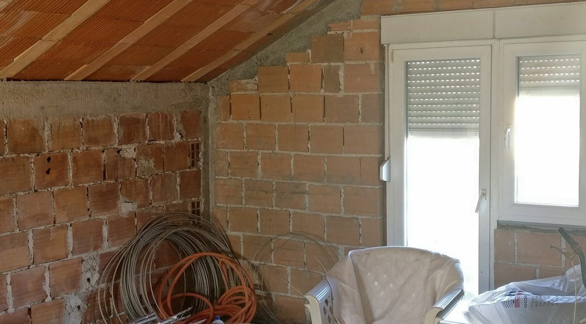 prodaja kuće sa zemljištem cim barakovac mostar