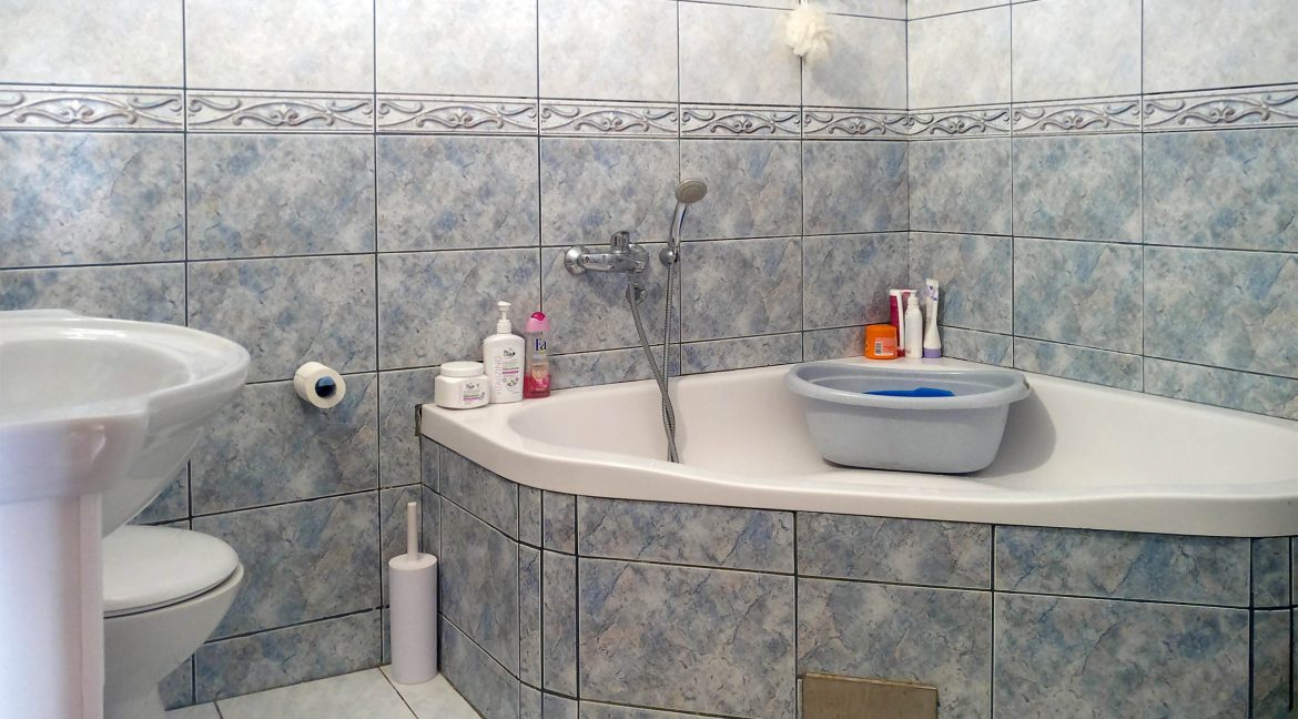 prodaja kuće sa zemljištem cim barakovac mostar
