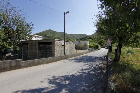 prodaje se zemljište u ilićima