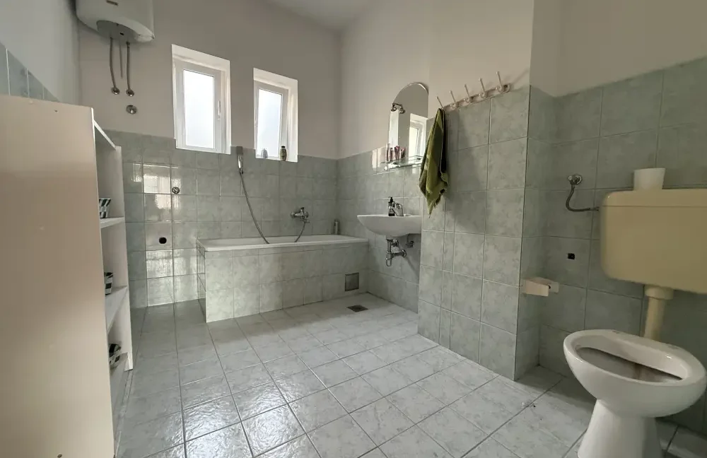 Bulevar Dvosoban Stan Prodaja NekretnineInn 9 (1)