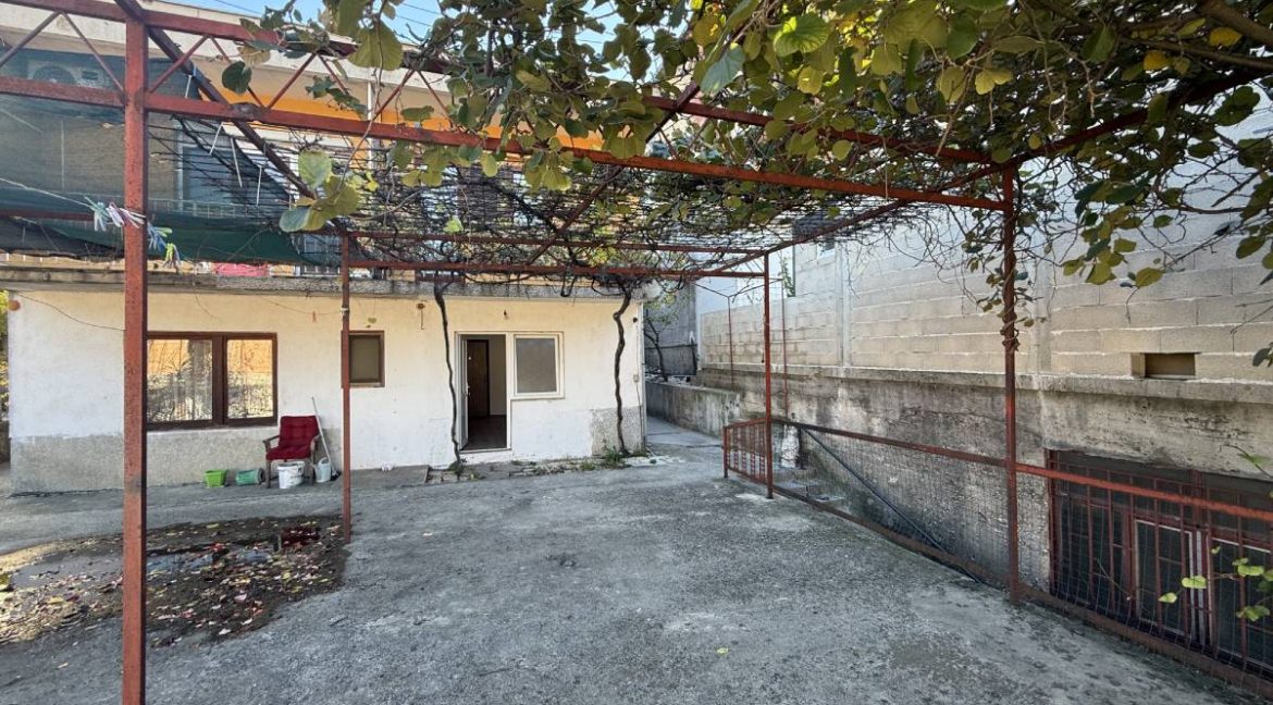 Muje Pašića Kuća Prodaja NekretnineInn Balkon