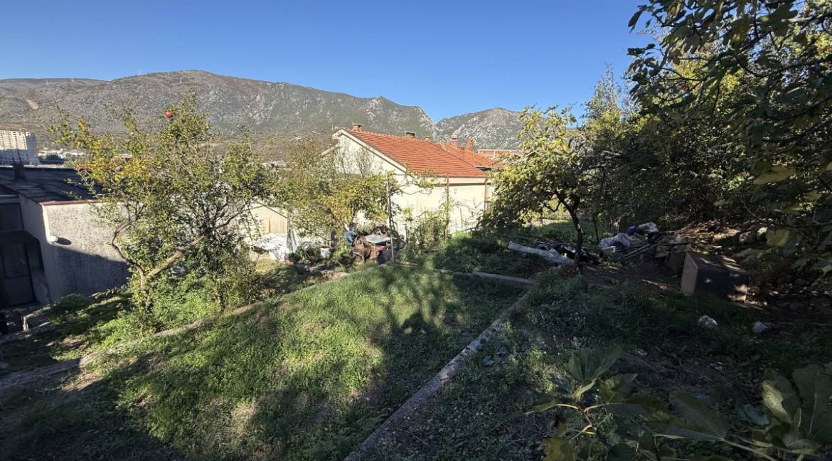 Muje Pašića Kuća Prodaja NekretnineInn Iznad Kuće (1)