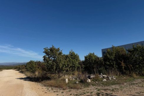 Poslovno Zemljište Cerno Pored Ljubuškog Prodaja NekretnineInn 3