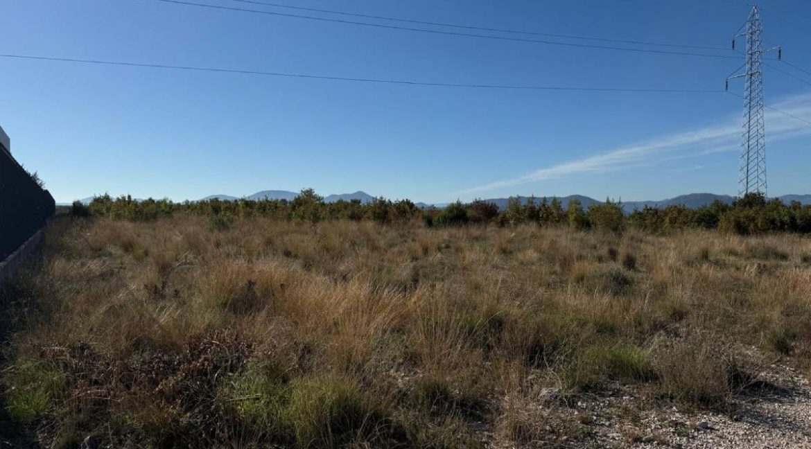 Poslovno Zemljište Cerno Pored Ljubuškog Prodaja NekretnineInn 6