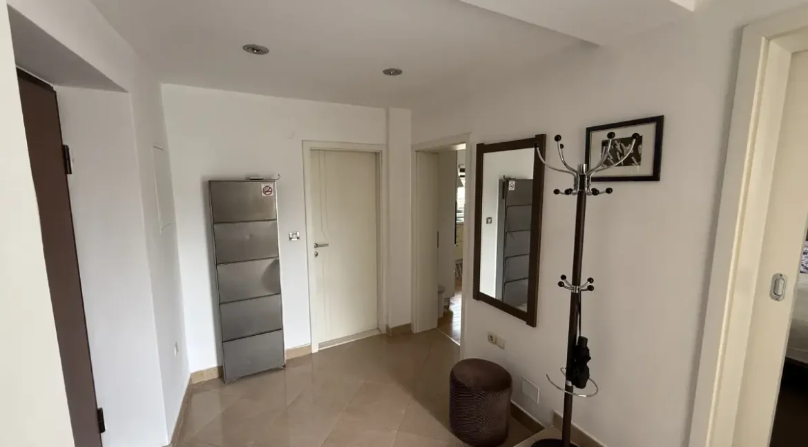 Prodaje Se Stan Mostar Centar NekretnineInn 11