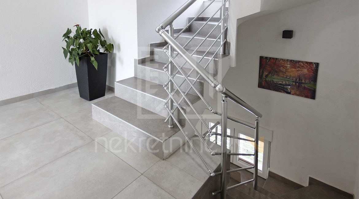 luksuzna villa prodaja kuće sa bazenom buna mostar