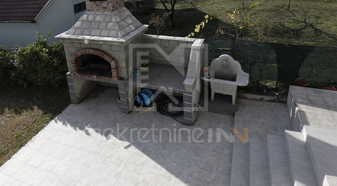 luksuzna villa prodaja kuće sa bazenom buna mostar