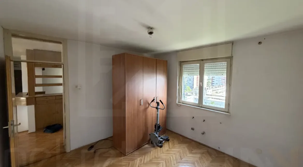 Prodaje se dvosoban stan u Splitskoj Ulici broj 11 Agencija NekretnineINN
