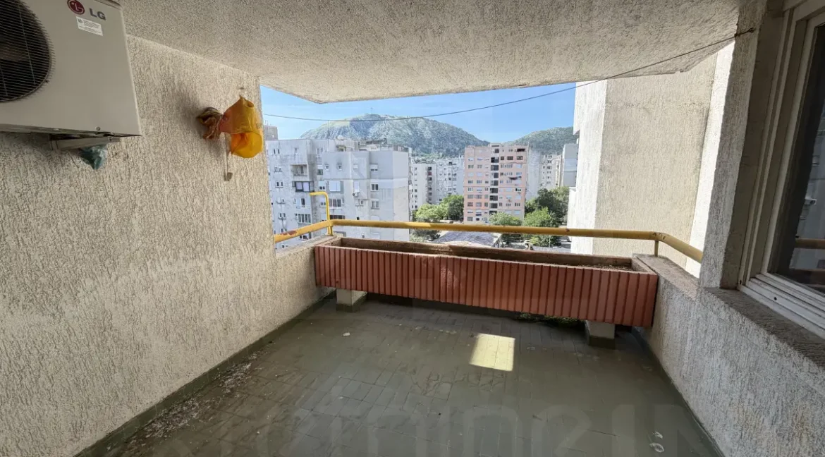 Prodaje se dvosoban stan u Splitskoj Ulici broj 11 Agencija NekretnineINN