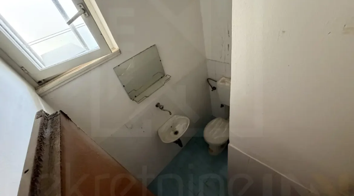 Prodaje se dvosoban stan u Splitskoj Ulici broj 11 Agencija NekretnineINN