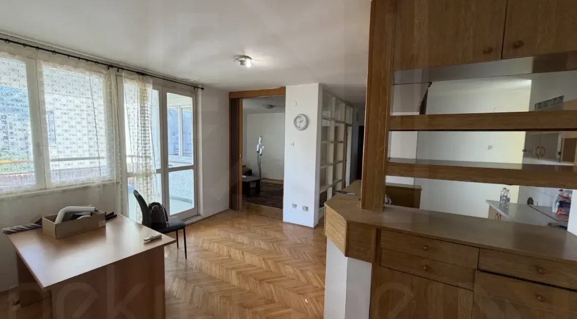 Prodaje se dvosoban stan u Splitskoj Ulici broj 11 Agencija NekretnineINN