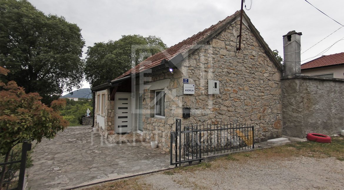 prodaja kuće i zemljišta u ljubuškom
