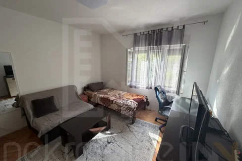 Stolac: Prodaje se kuća - kontakt Agencija NekretnineInn