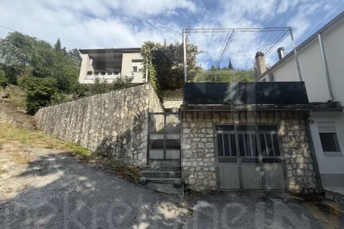Stolac: Prodaje se kuća - kontakt Agencija NekretnineInn