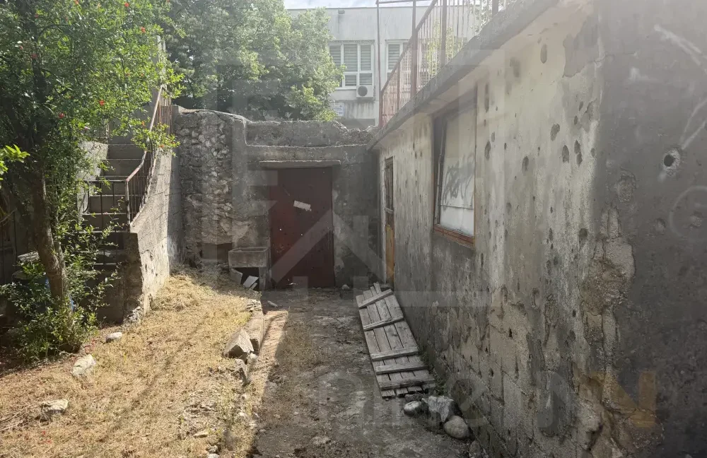 Kuća S Okućnicom Gojka VUkovića 1