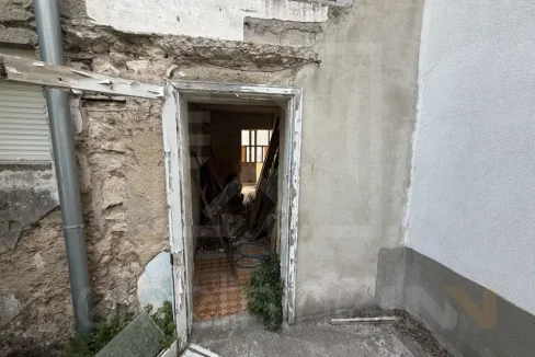Kuća S Okućnicom Gojka VUkovića 8