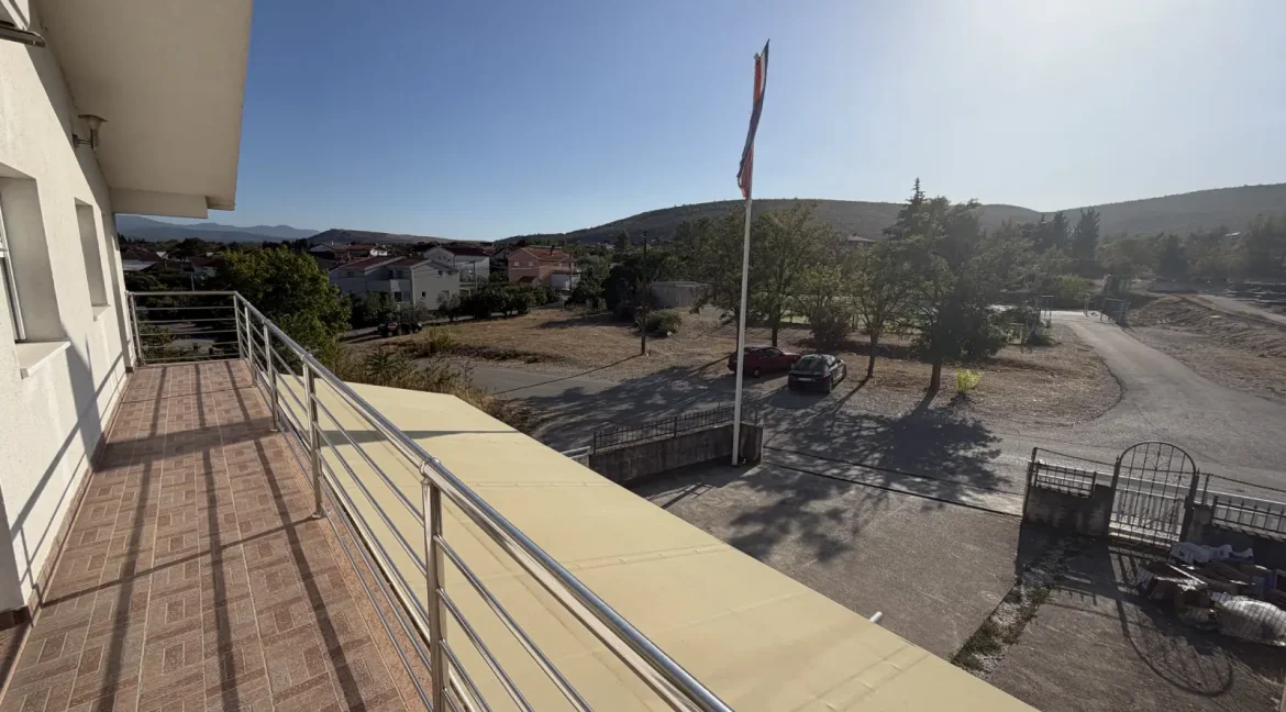Grabovina pored mjesta Čapljina Prodaje Se Kuća NekretnineInn