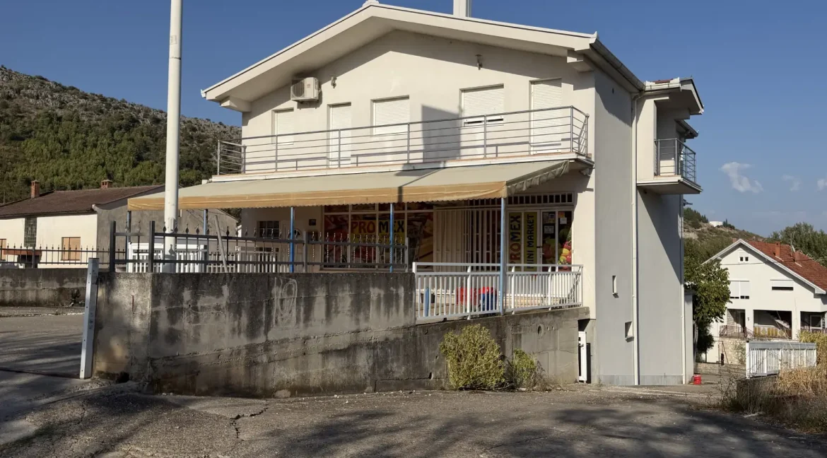 Grabovina pored mjesta Čapljina Prodaje Se Kuća NekretnineInn