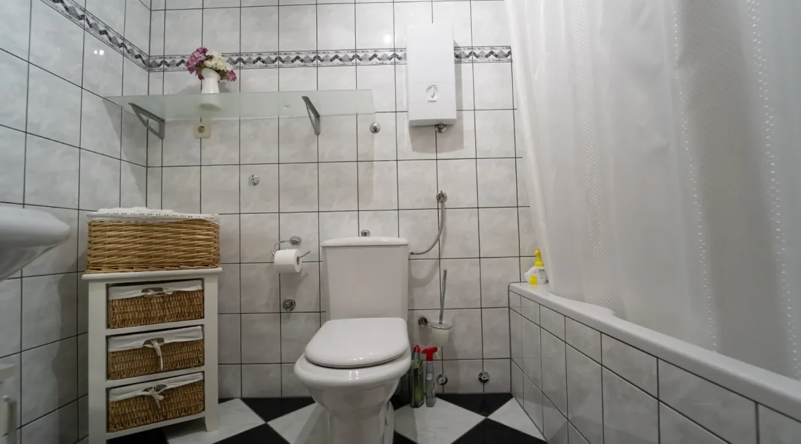 Kuća U Grude Na Prodaju NekretnineInn 28