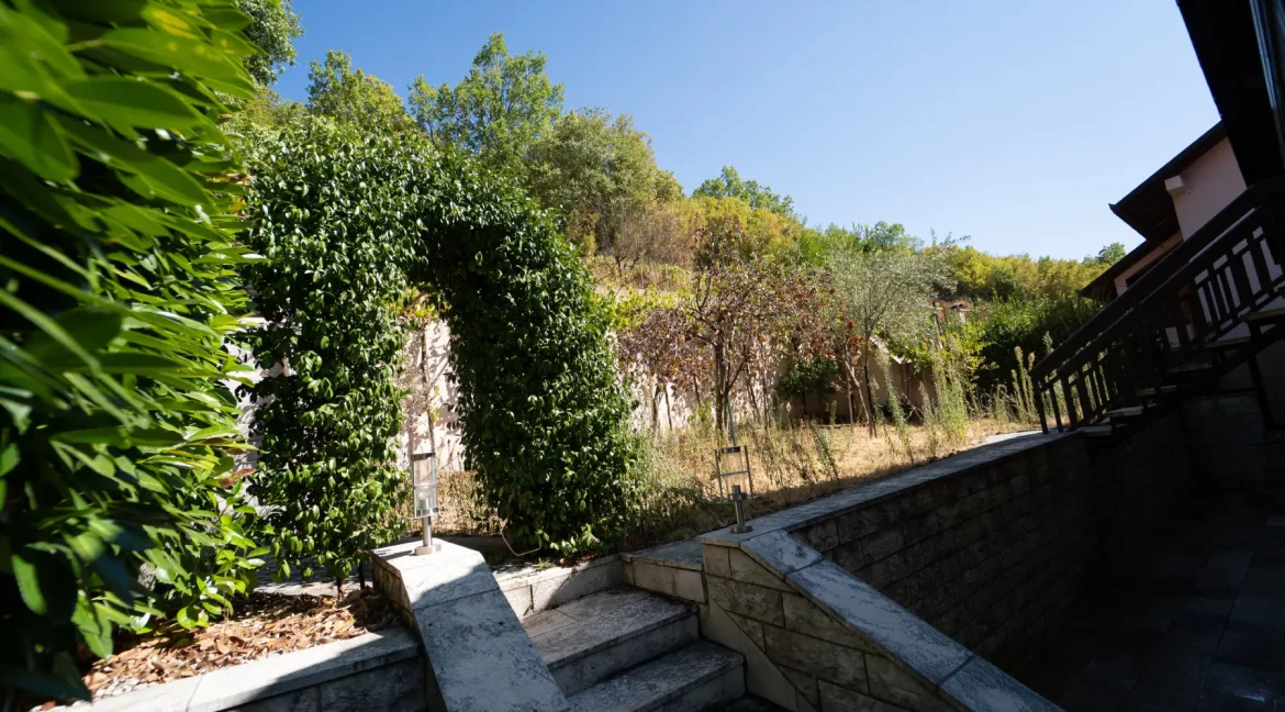 Kuća U Grude Na Prodaju NekretnineInn 33