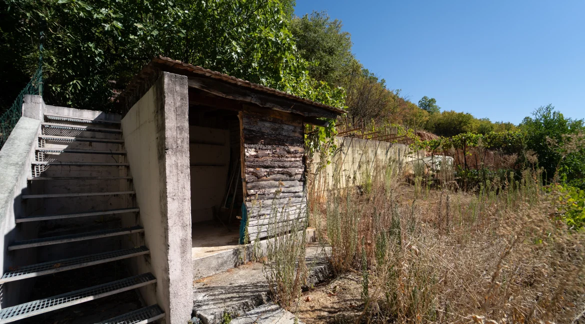Kuća U Grude Na Prodaju NekretnineInn 35
