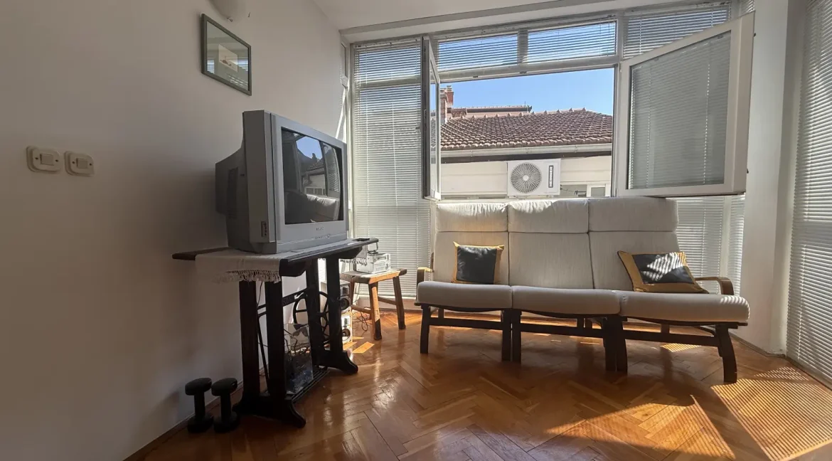 Prodaje Se Kuća U Ulici Ose Grebe NekretnineInn 4