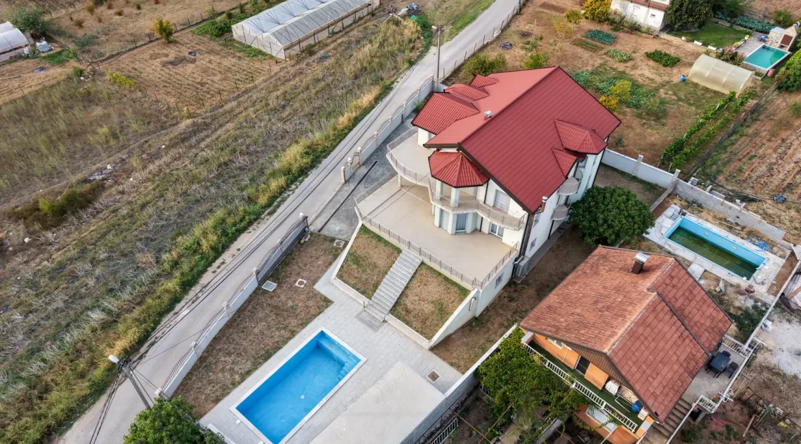 Blagaj Prodaje Se Vila S Bazenom NekrretnineInn