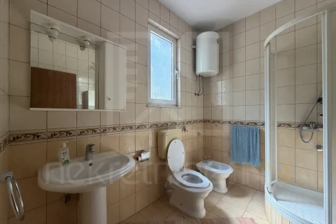 Prodaje se kuća u Ortiješu moderno izgrađena koja pruža potpuni konfor NekretnineInn