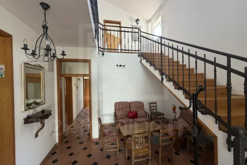 Prodaje se kuća u Ortiješu moderno izgrađena koja pruža potpuni konfor NekretnineInn