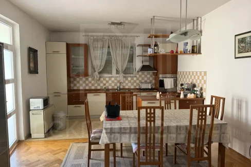 Prodaje se kuća u Ortiješu moderno izgrađena koja pruža potpuni konfor NekretnineInn