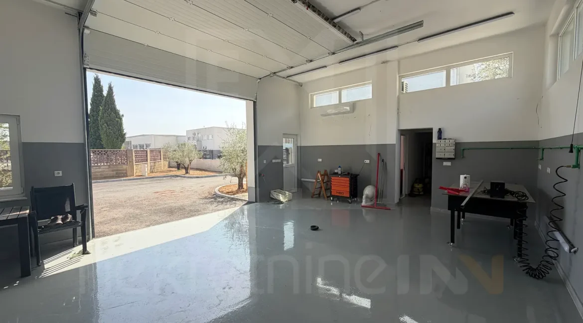 NekretnineInn - Prodaje se poslovni objekt U Poslovnoj Zoni Mostar NekretnineInn