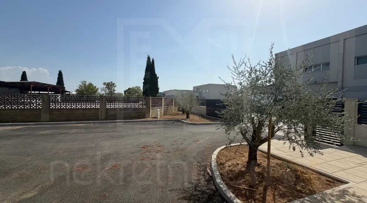NekretnineInn - Prodaje se poslovni objekt U Poslovnoj Zoni Mostar NekretnineInn